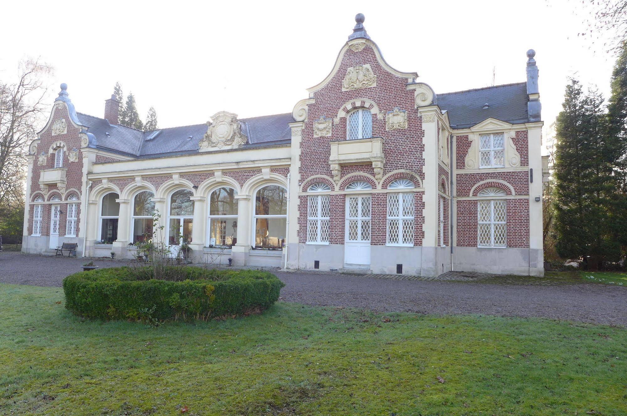 Le Chateau Des Ormes Bed & Breakfast Lambersart Luaran gambar