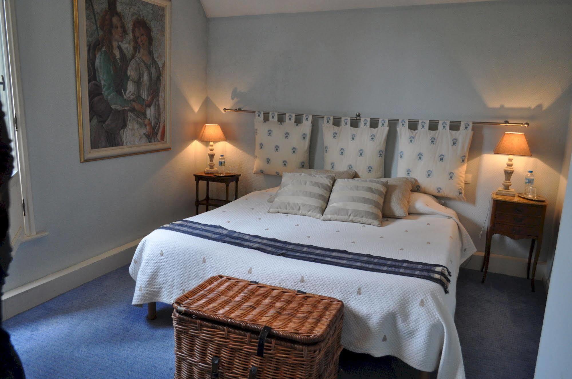 Le Chateau Des Ormes Bed & Breakfast Lambersart Luaran gambar