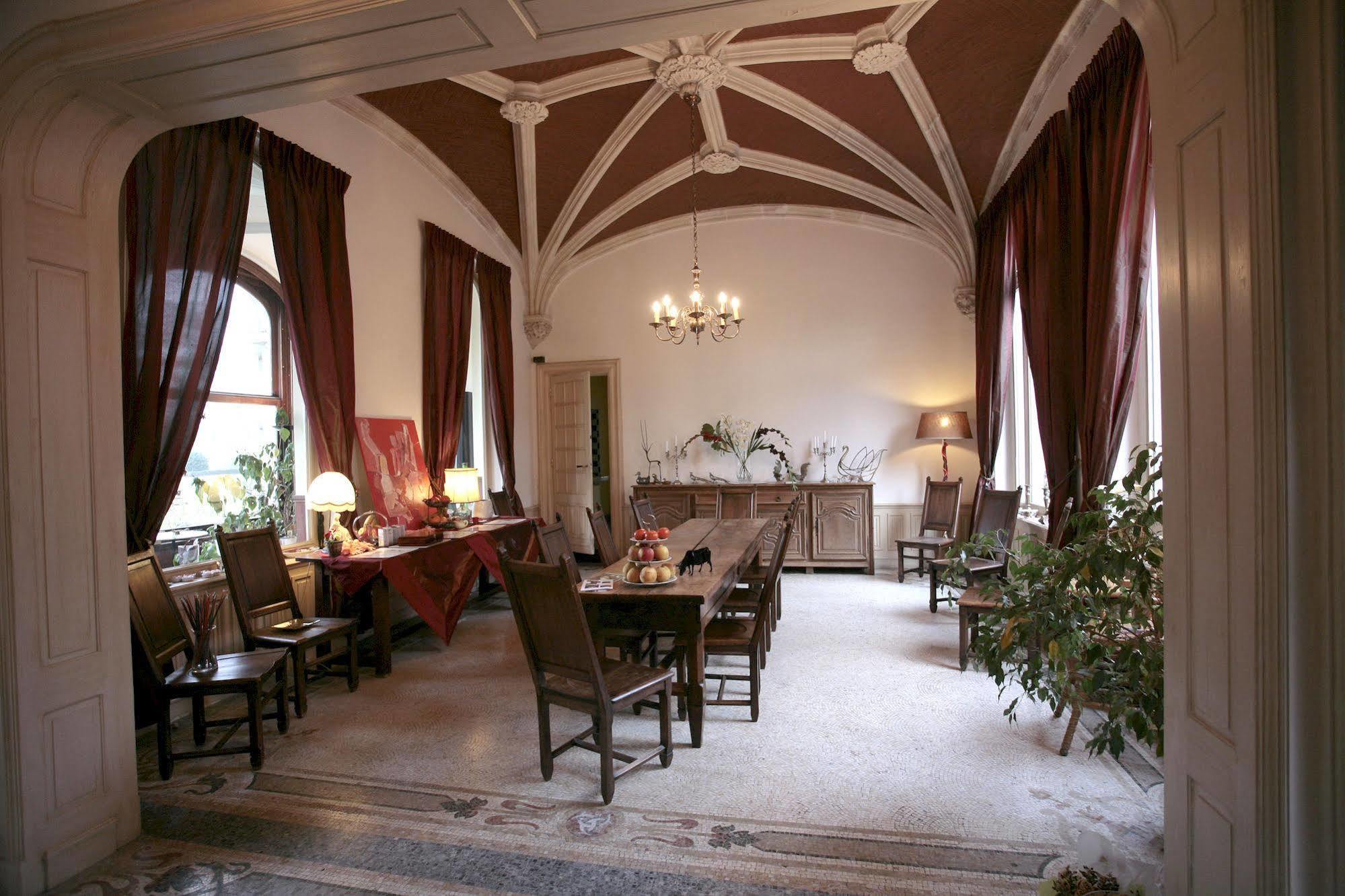Le Chateau Des Ormes Bed & Breakfast Lambersart Luaran gambar